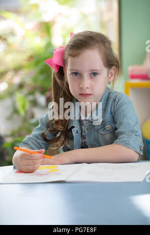 Belarus, Gomel, 29. Mai 2018. Der Kindergarten liegt zentral. Tag der offenen Tür. Stockfoto