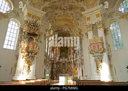 Chor, Wieskirche Wieskirche (Pilgerfahrt) in der Nähe von Lechbruck am See, Allgäu, Bayern, Deutschland Stockfoto