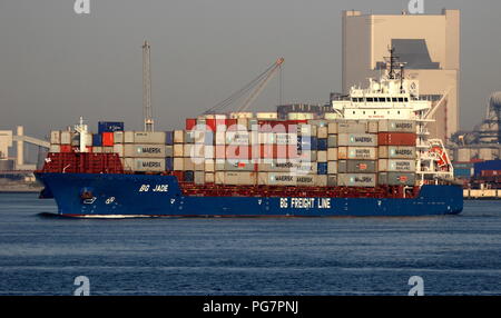 Das containerschiff BG Jade im Hafen von Rotterdam am 27. Juli 2018 eingehen. Stockfoto