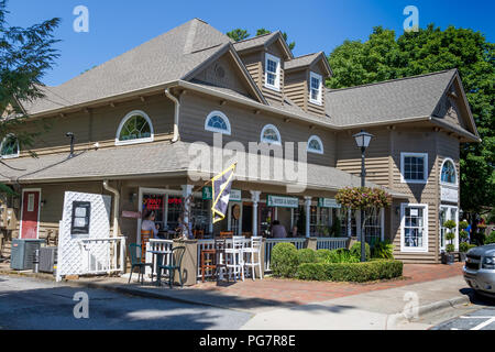 BLOWING ROCK, NC, USA,-23 Aug 2018: ein Restaurant, BR Bites & Braut, auf der Main Street in der kleinen, Mountain Resort Stadt, in der Nähe der Blue Ridge Parkway. Stockfoto