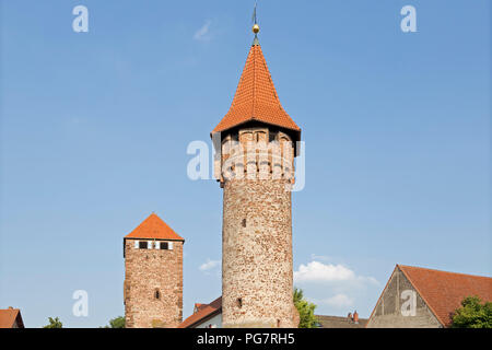 Martinstor (Martin's Gate) und Hexenturm (hexenturm), Ladenburg, Baden-Württemberg, Deutschland Stockfoto