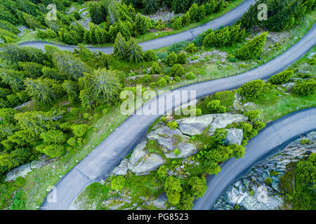 Schweiz, Kanton Uri, Göschenen, Goescheneralp, Luftaufnahme von Mountain Pass Stockfoto