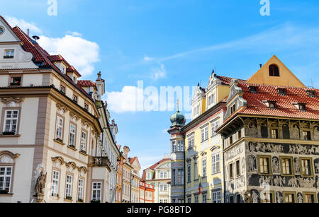 Prag, tschechische Republik - 25 September 2015. Fragment eines schönen Gebäudes gegen den Himmel. Close-up. Stockfoto