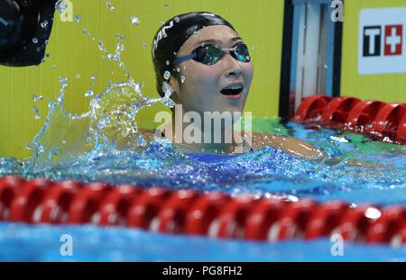 Jakarta, Indonesien. 24 Aug, 2018. Ikee Rikako von Japan reagiert, nachdem der Frauen 50 m Freistil Finale der Schwimmen am 18. asiatischen Spiele in Jakarta, Indonesien, Nov. 24, 2018. Ikee gewann die Goldmedaille. Credit: Fei Maohua/Xinhua/Alamy leben Nachrichten Stockfoto
