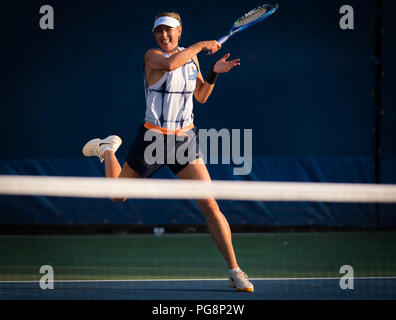 New York, USA. 24. Aug 2018. New York, New York, USA. 24 Aug, 2018. MARIA Sharapova von Russland Praktiken bei den US Open 2018 Grand Slam Tennis Turnier. Quelle: AFP 7/ZUMA Draht/Alamy leben Nachrichten Stockfoto