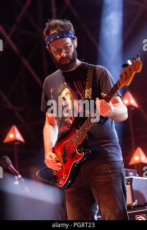 Turin, Italien. 24. August 2018. Die amerikanische Indie-Rock-Band DER KRIEG GEGEN DROGEN führt live auf der Bühne Spazio 211 während der "Heutige Festival 2018 "Credit: Rodolfo Sassano/Alamy leben Nachrichten Stockfoto