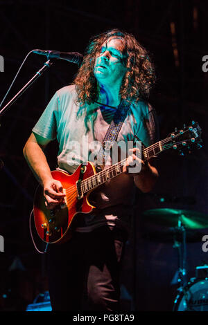 Turin, Italien. 24. August 2018. Die amerikanische Indie-Rock-Band DER KRIEG GEGEN DROGEN führt live auf der Bühne Spazio 211 während der "Heutige Festival 2018 "Credit: Rodolfo Sassano/Alamy leben Nachrichten Stockfoto