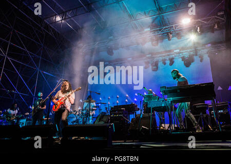 Turin, Italien. 24. August 2018. Die amerikanische Indie-Rock-Band DER KRIEG GEGEN DROGEN führt live auf der Bühne Spazio 211 während der "Heutige Festival 2018 "Credit: Rodolfo Sassano/Alamy leben Nachrichten Stockfoto