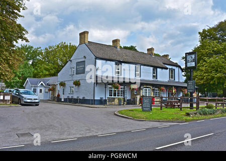 Hafenszene, Isle of Wight ist eine lokale Public House mit einer umfangreichen Speisekarte. Es liegt am Rande von Bridgend in der Nähe der Brackla Immobilien in S. Wales gelegen Stockfoto