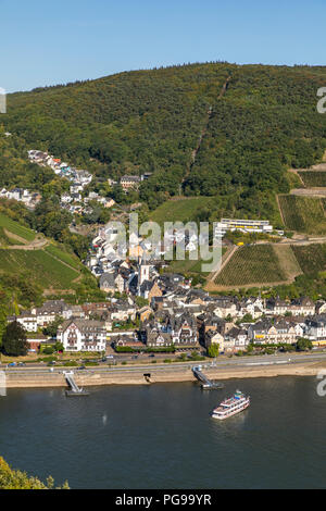 Rheintal in das Obere Mittelrheintal, Assmannshausen Blick auf den Rhein Weinberge Stockfoto