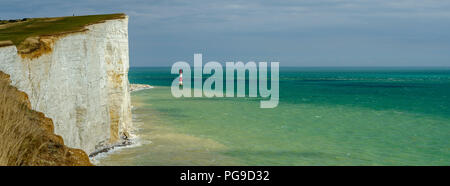 Sommernachmittag Licht auf Beachy Head Light House in der Nähe des Birling Gap, in der South Downs National Park, East Sussex, Großbritannien Stockfoto