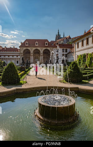 Prager Burg - 2018 - Historische Gebäude Stockfoto