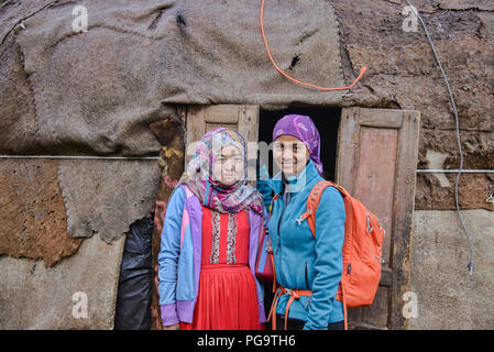 Traditionelle kirgisische Nomaden leben, Alay, Kirgisistan Stockfoto