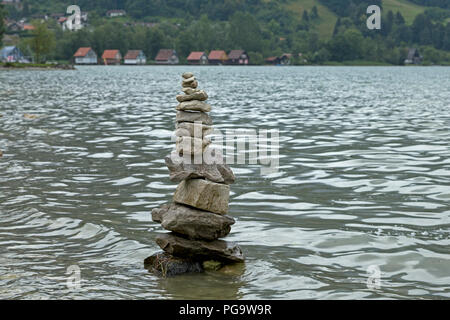 Cairn, Alpsee, Immenstadt, Allgäu, Bayern, Deutschland Stockfoto