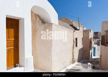 Das Dorf Emborio auf Santorini verfügt über mehrere schöne Straßen nur zu Fuß erreichbar ist. Stockfoto