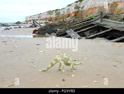 Das Wrack des Sheraton unterhalb der Klippen in Hunstanton, West Norfolk, Großbritannien Stockfoto