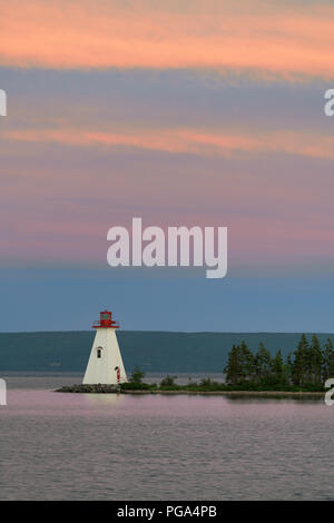 Die kidston Island Lighthouse in Baddeck, Nova Scotia Stockfoto