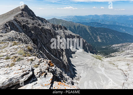 Blick auf Skolio, einem der höchsten Gipfel des Olymp in Griechenland, die Heimat der alten griechischen Götter Stockfoto