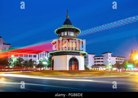 Alte Gebäude in Yangzhou, China: Wenchang Pavillon. Yangzhou ist eine berühmte Touristenattraktion. Stockfoto