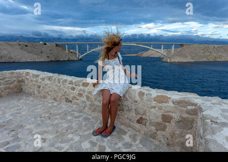 Brücke und Fortica Festung auf der Insel Pag, Kroatien Stockfoto