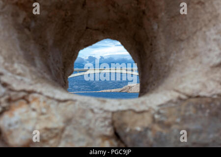 Brücke und Fortica Festung auf der Insel Pag, Kroatien Stockfoto