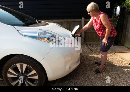 Elektroauto Nissan Leaf Stockfoto