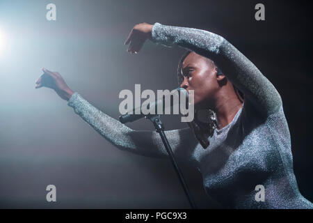 Norwegen, Bergen - 16. Juni 2018. Der amerikanische Sänger und Songwriter Kelela führt ein Live Konzert während der norwegischen Musik Festival Bergenfest 2018 in Bergen. (Foto: Gonzales Foto - Jarle H. Moe). Stockfoto