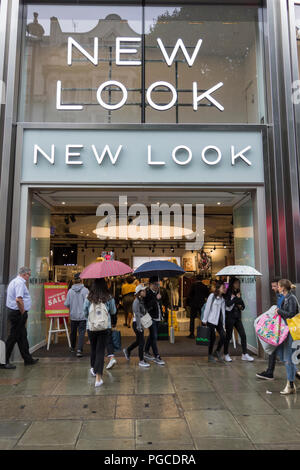 Neuer Look shop vorne, auf der Oxford Street, London, UK Stockfoto