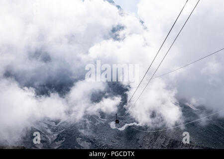 Chamonix, Frankreich. 24. August 2018. Bildende Kunst, Landschaft Bilder von Mt Blanc und die umliegenden Berge, Chamonix, Frankreich 24/08/2018 Stockfoto