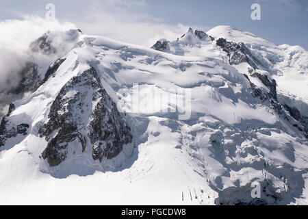 Chamonix, Frankreich. 24. August 2018. Bildende Kunst, Landschaft Bilder von Mt Blanc und die umliegenden Berge, Chamonix, Frankreich 24/08/2018 Stockfoto