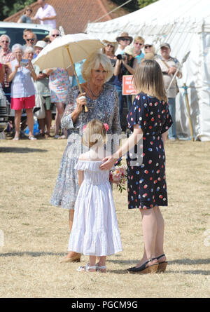 Der Herzog und die Herzogin von Cornwall nehmen an der Sandringham Flower Show mit: Camilla, Herzogin von Cornwall, Wo: Sandringham, Großbritannien Wann: 25 Aug 2018 Quelle: WENN.com Stockfoto