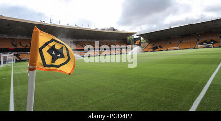 Wolverhampton, Großbritannien. 25. Aug 2018. Allgemeine Ansicht des Innern ot die Molineux Stadium am August in Wolverhampton, England 25 2018. (Foto von John rainford/phcimages.com) Credit: PHC Images/Alamy leben Nachrichten Stockfoto