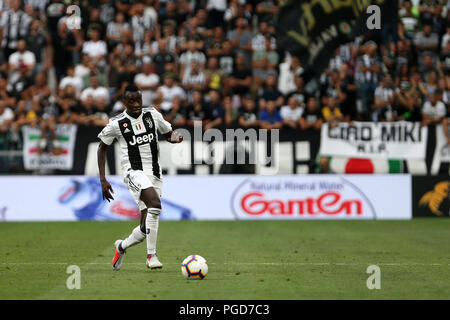 Torino, Italien. 25 August, 2018. Blaise Matuidi von Juventus Turin FC in Aktion während der Serie ein Fußballspiel zwischen FC Juventus und SS Lazio. Credit: Marco Canoniero/Alamy Live News Credit: Marco Canoniero/Alamy leben Nachrichten Stockfoto