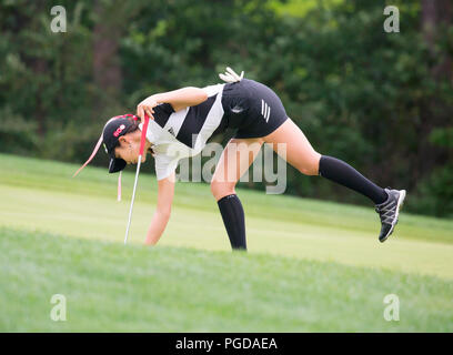 Jeongseon, östlich von Seoul, Südkorea. 23 Aug, 2018. Shin-Ae Ahn (KOR) Golf: Shin-Ae Ahn von Südkorea am 9. grün während der ersten Runde der KLPGA Hoch 1 Resort Ladies Open 2018 auf dem High 1 Country Club in Jeongseon, östlich von Seoul, Südkorea. Quelle: Lee Jae-Won/LBA/Alamy leben Nachrichten Stockfoto