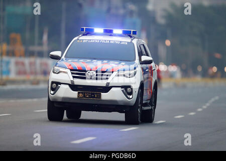 Jakarta, Indonesien. 25 Aug, 2018. Allgemeine Ansicht Athletik - Marathon: Marathon der Männer bei Marathon Kurs während der 2018 Jakarta Palembang Asian Games in Jakarta, Indonesien. Credit: Naoki Morita/LBA SPORT/Alamy leben Nachrichten Stockfoto