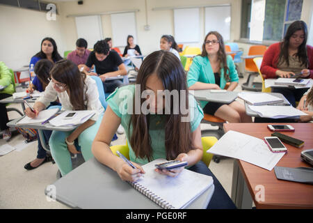Institut für Technologie und hervorragende Studien von Monterrey. Leben an der Universität Tecnologico de Monterrey, Campus Hermosillo, Sonora. Leben Esudianti Stockfoto