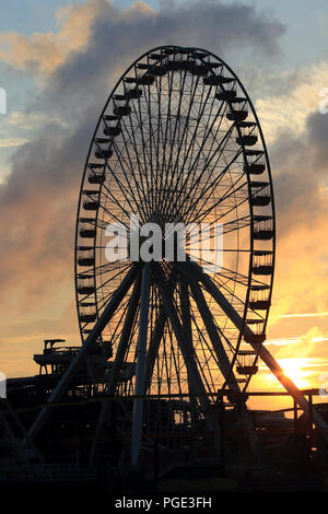 Das Riesenrad in der Morgendämmerung in Wildwood, New Jersey, USA Stockfoto