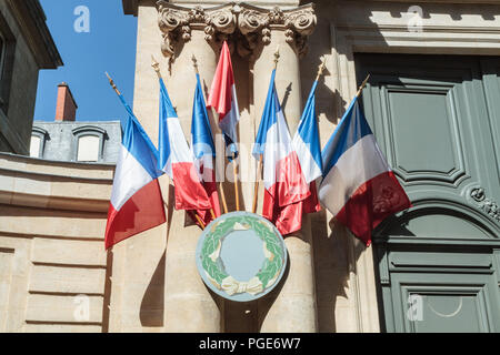 L'Assemblée Nationale Forme, Avec le Sénat, le Parlement De La Cinquième République Française. Sohn Rolle principal est de Débattre, d'amender et de Vot Stockfoto