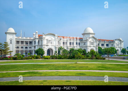 Fassade des Hauptbahnhofs in ipoh Ipoh Stockfoto