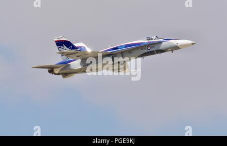 Royal Canadian Air Force CF-18 Hornet auf RIAT 2018 mit einem beeindruckenden Lackierung zum Gedenken an 60 Jahre NORAD Stockfoto