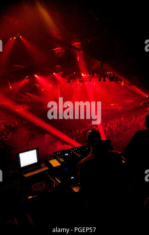 Zurück zu den 90-Veranstaltung im Sportpaleis Antwerpen (Belgien, 05/04/2009) Stockfoto