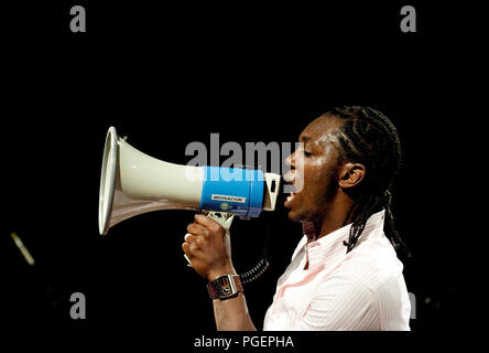 Belgische/Kongolesischen rapper Baloji am Nuits du Botanique in Brüssel (Belgien, 17.05.2010) Stockfoto