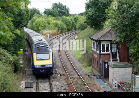 Great Western Railway HST-Zug am Norton Junction, in der Nähe von Worcester, Worcestershire, Großbritannien Stockfoto