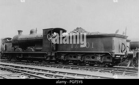 Ehemalige Caledonian Railway 34 Klasse 2-6-0 Dampflok wie LMS in 17801 pre-1928 Lackierung Stockfoto