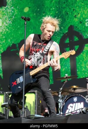 Sum 41 treten am zweiten Tag beim Reading Festival am 25. august 2018 auf der Hauptbühne auf Stockfoto