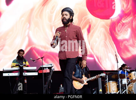 Protoje tritt am zweiten Tag beim Reading Festival am 25. august 2018 auf der Hauptbühne auf Stockfoto