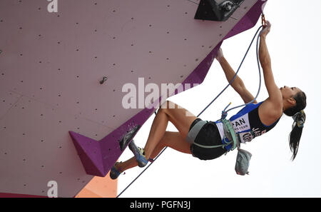 Palembang, Indonesien. 26 Aug, 2018. Akiyo Noguchi aus Japan konkurriert, während Frauen kombinierten endgültig vom Sportklettern Ereignis am 18. Asian Games 2018 in Palembang, Indonesien, 26.08.2018. Credit: Cheng Min/Xinhua/Alamy Leben Nachrichten Quelle: Xinhua/Alamy leben Nachrichten Stockfoto