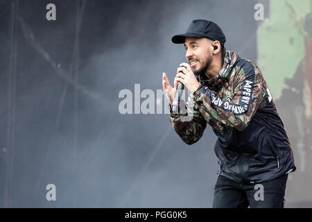 Mike Shinoda führt live auf der Bühne bei Leeds Festival, UK, 26. August 2018. Stockfoto