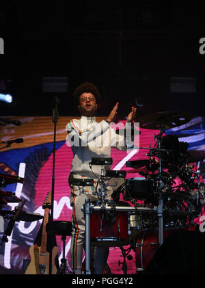 Manchester, Großbritannien. 26 Aug, 2018. Youngr führt auf der Hauptbühne im Pride, Manchester, 26. August 2018 (C) Barbara Cook/Alamy leben Nachrichten Stockfoto