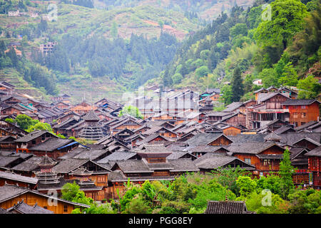 Dong Dorfes, antike Architektur, Bräuche, Kleid, am Besten erhaltene in China Zhaoxing Dorf, Provinz Guizhou, VR China, Volksrepublik China, China Stockfoto